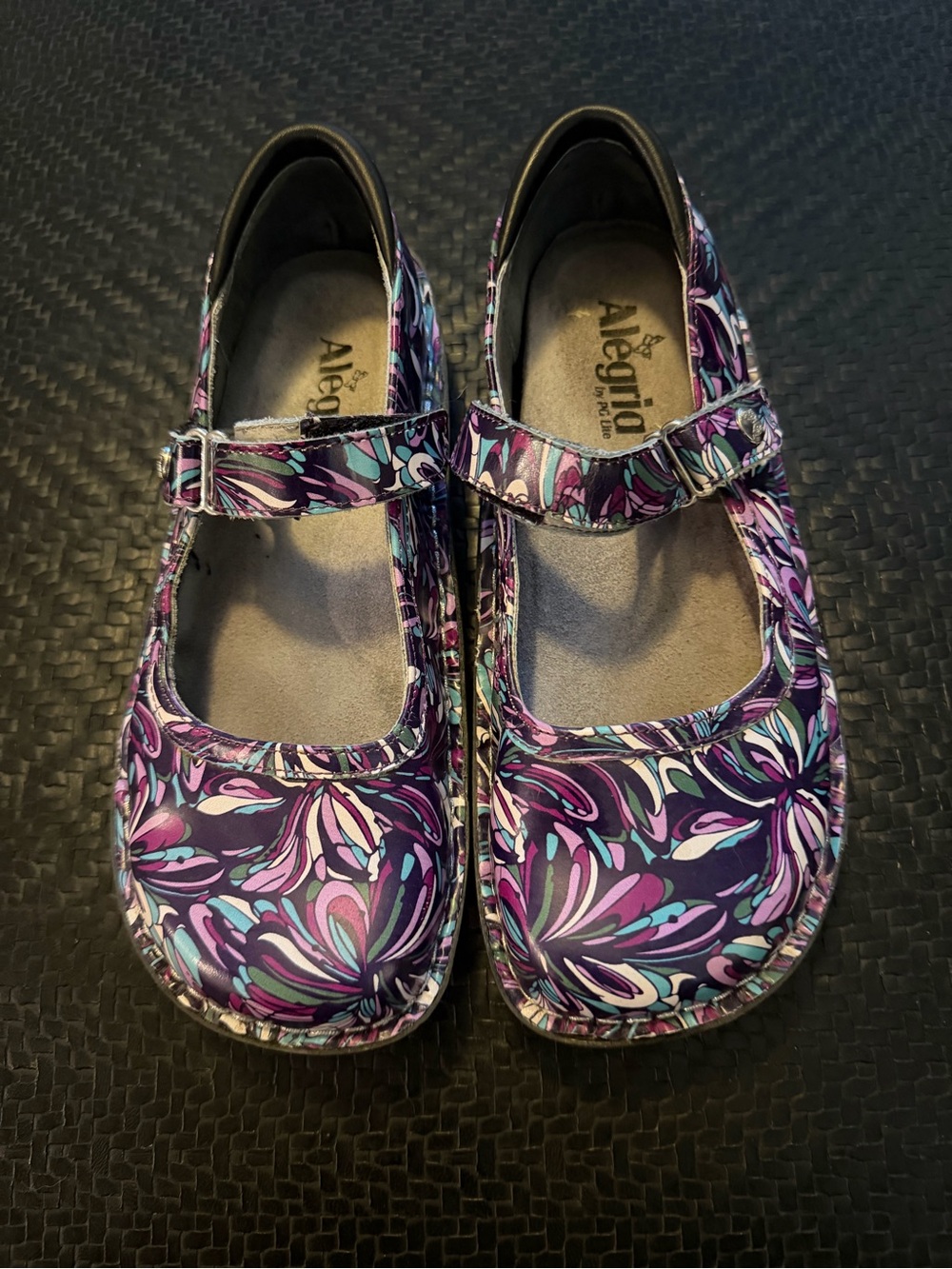 Alegria Women’s Mary Jane’s, Purple Floral Print. Perfect for healthcare workers